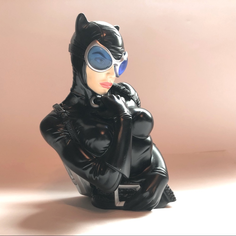 CATWOMAN 🐈‍⬛ PIGGY 🐷 BANK 🏦 UNUSED! NEW!